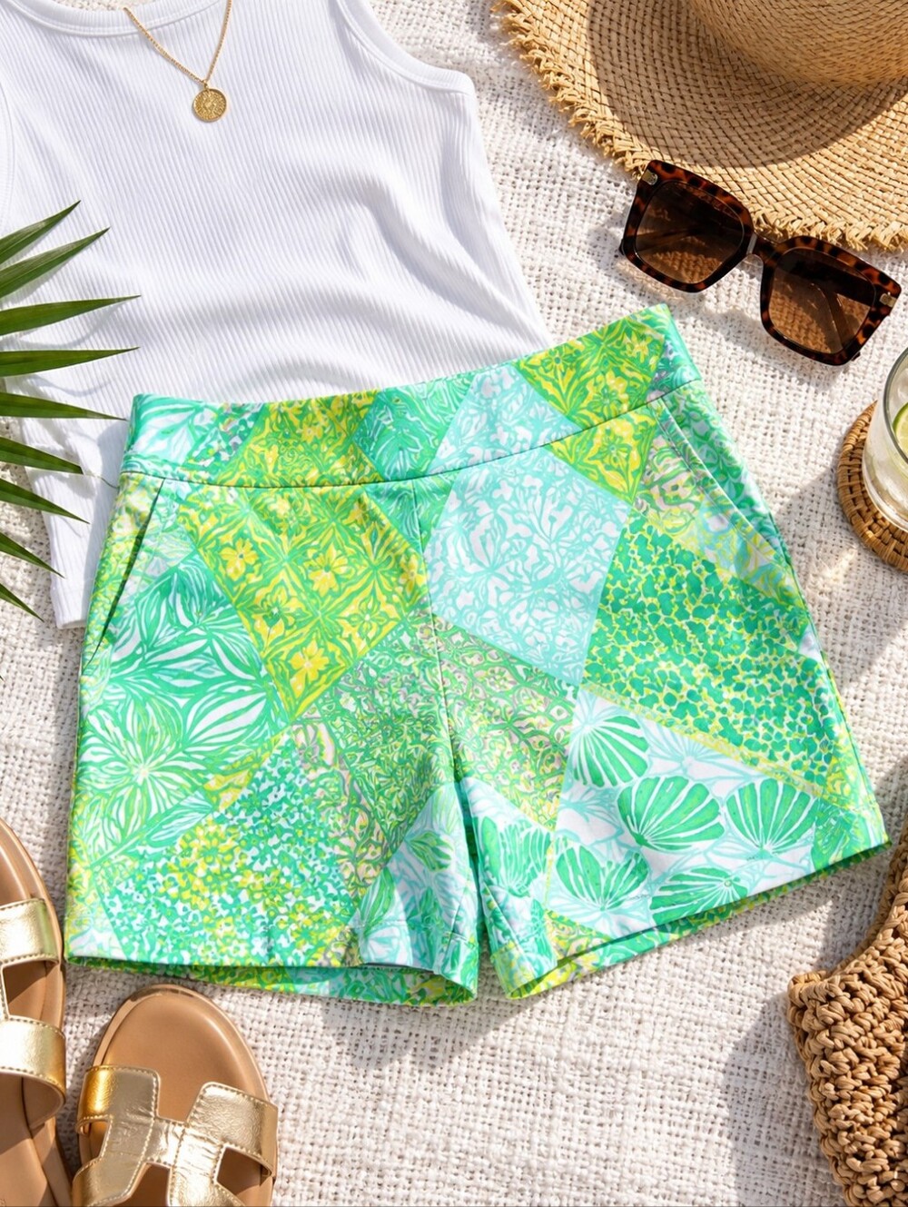 Lilly Pulitzer Dennie short Sundance print size 2